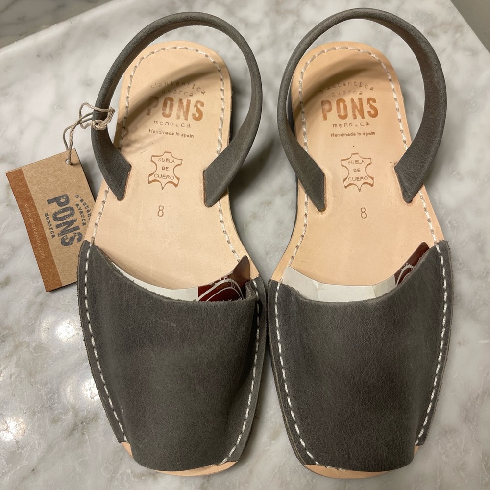 Women’s Classic gray Pons Avarca size 8 - Brand New, Never Worn!